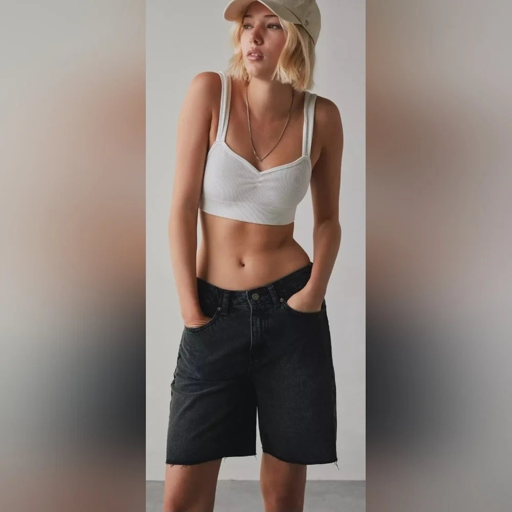 BDG Tori Mid Rise Cutoff Jorts Womens Size 24 NWT!